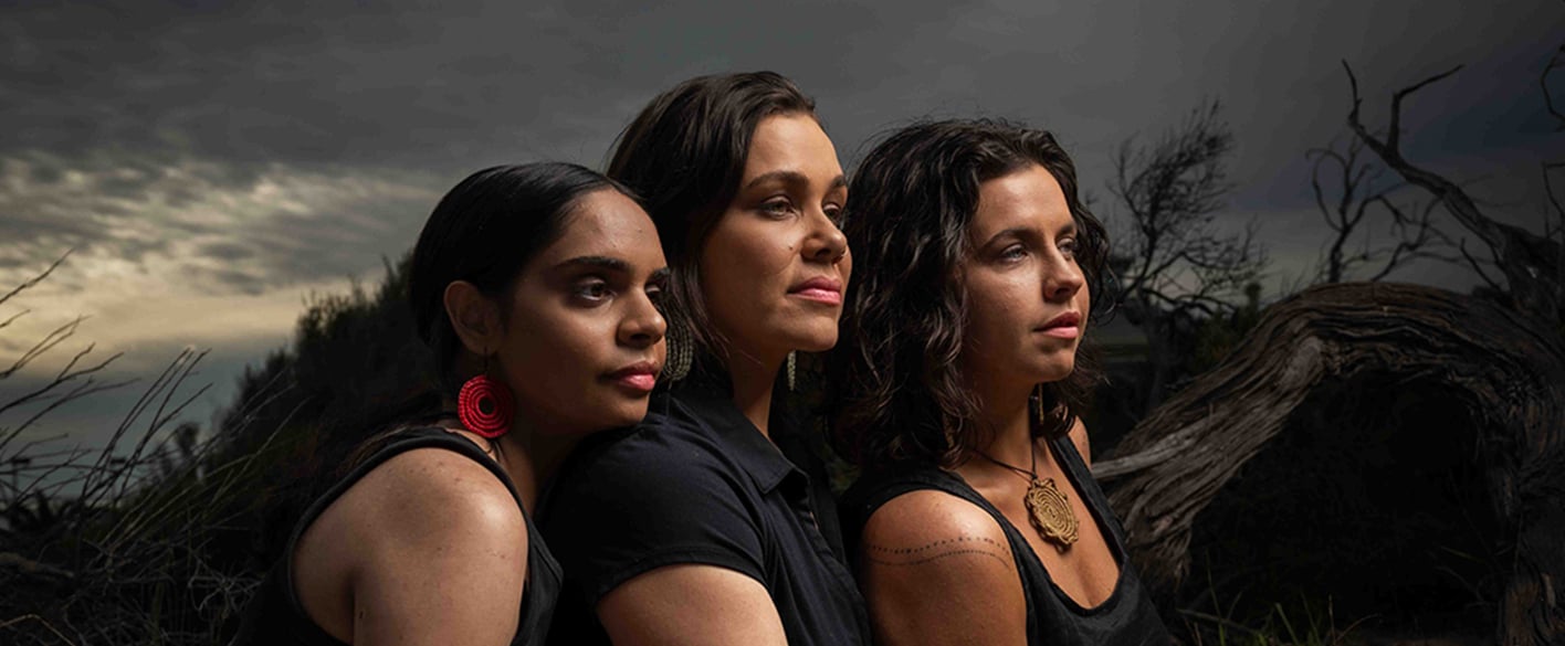 Kumarangk: Sisterhood